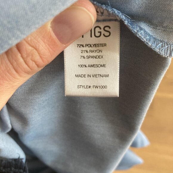 Limited Edition light blue "denim" figs scrub set - Picture 6 of 6